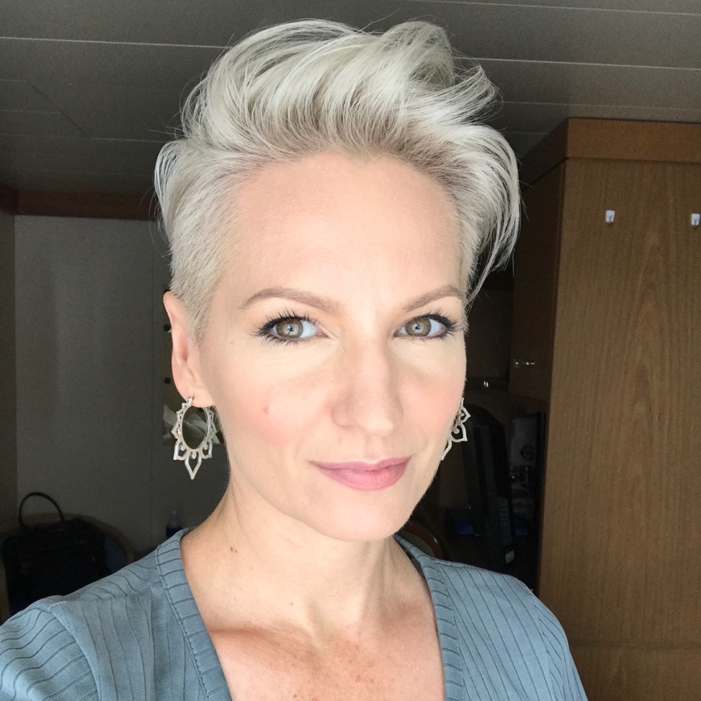 Meet your Posher, Stephanie